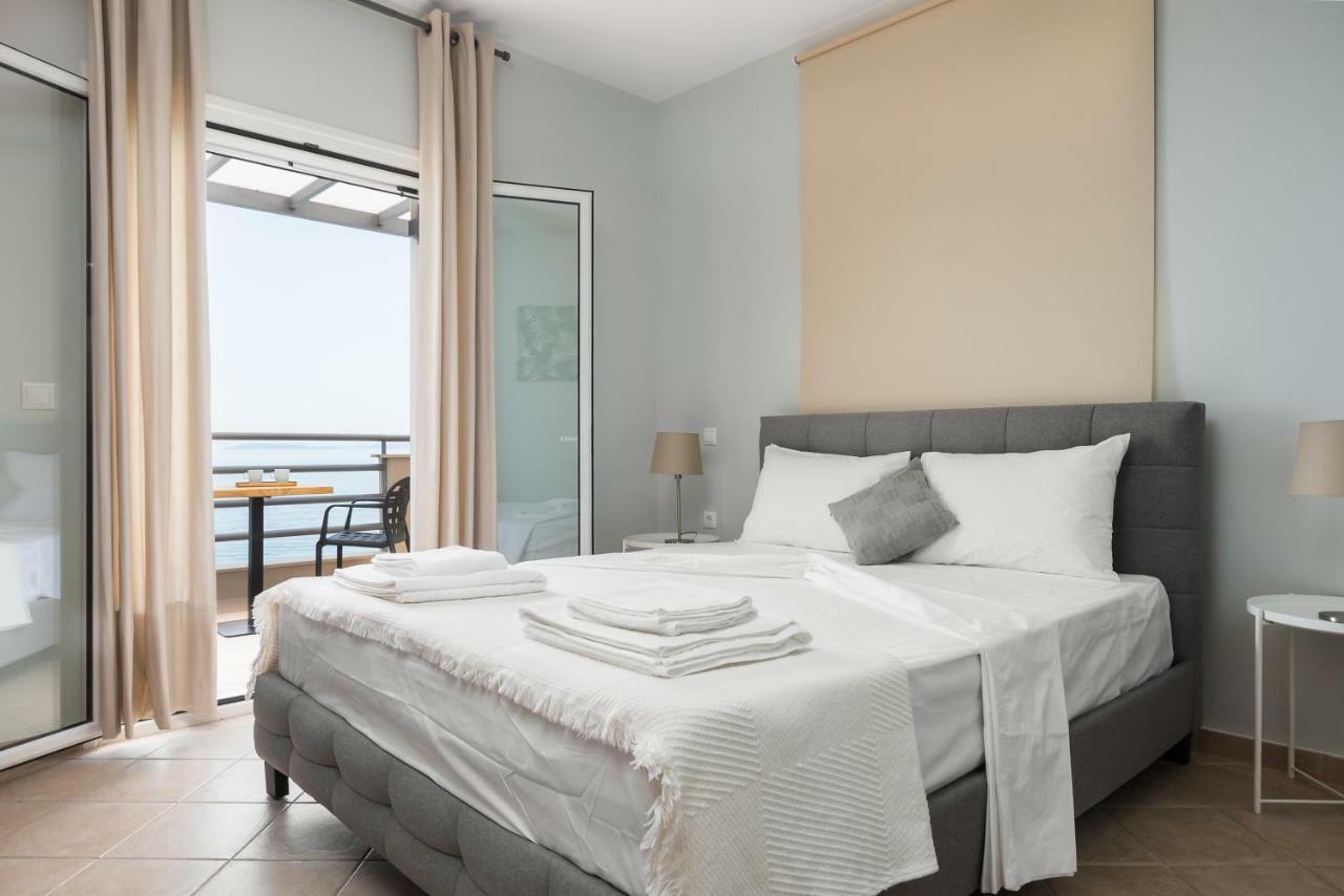 Glyfa Beach Villas Barbati Exterior foto